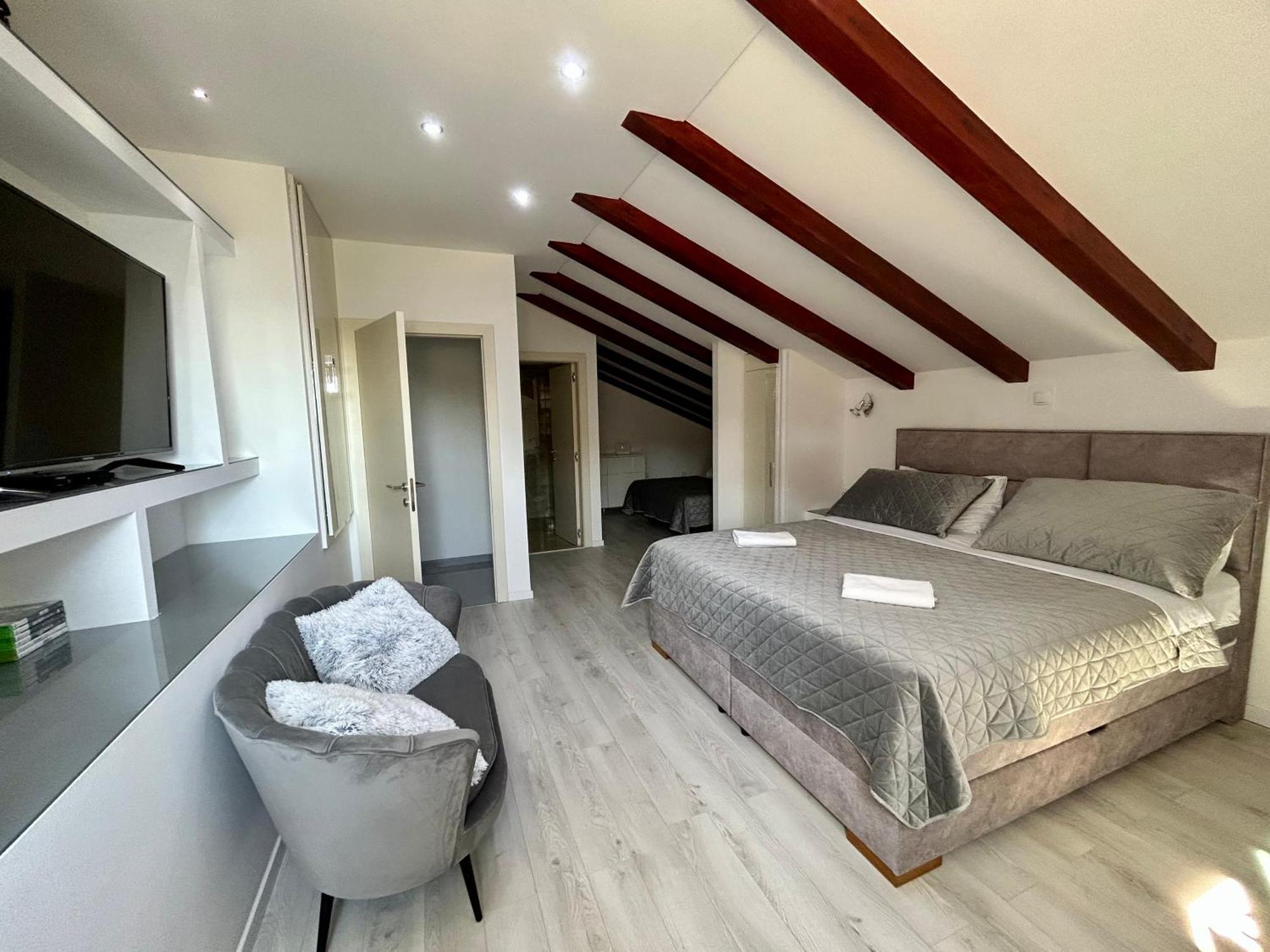 Villa Hera Sevid Esterno foto